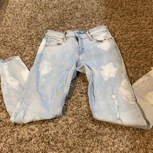 Acid Wash Sz 2 super stretchy old navy jeans